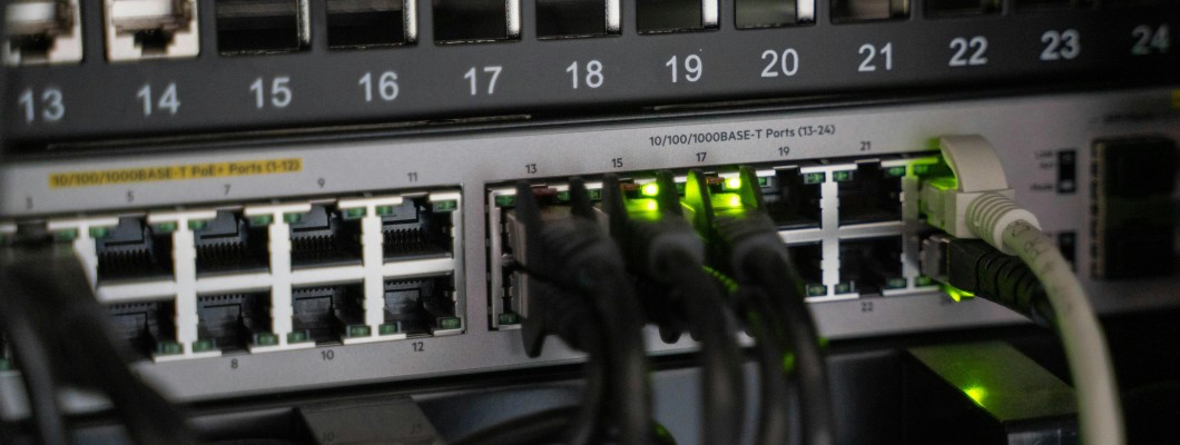 How Dubai Companies Benefit From Dell Server Sellers and Distributors for Reliable IT Systems